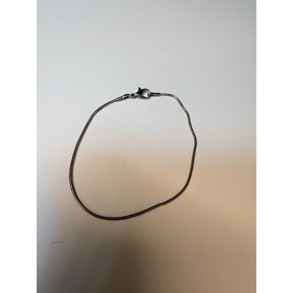 Silver Tone Snake Chain Bracelet Minimalist‎ Lobster Clasp 7.75 Inch